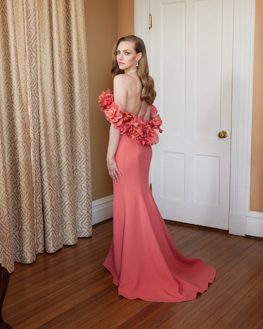 Amanda Seyfried in Oscar de la Renta at the 2021 Golden Globes.