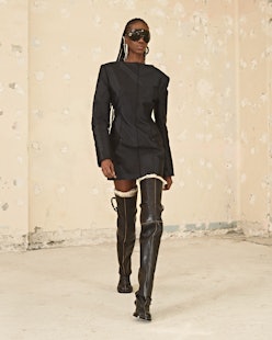 Over-The-Knee Boots Were The Fall 2021 Paris Fashion Week Shoe Trend To ...