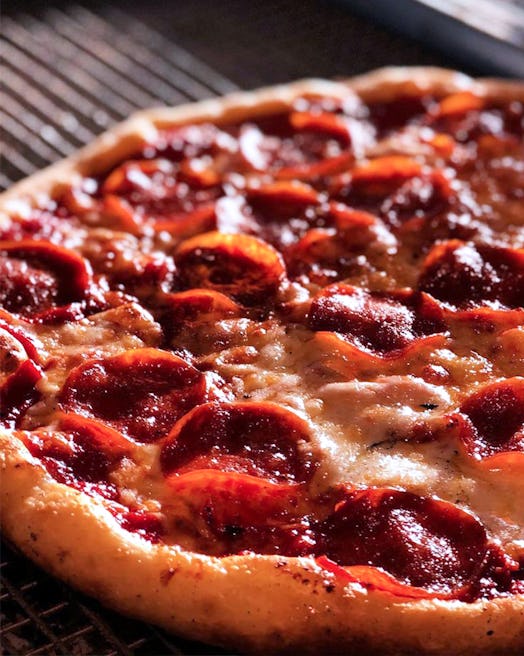 These 2021 National Pi Day pizza and pie deals include so many favorites.