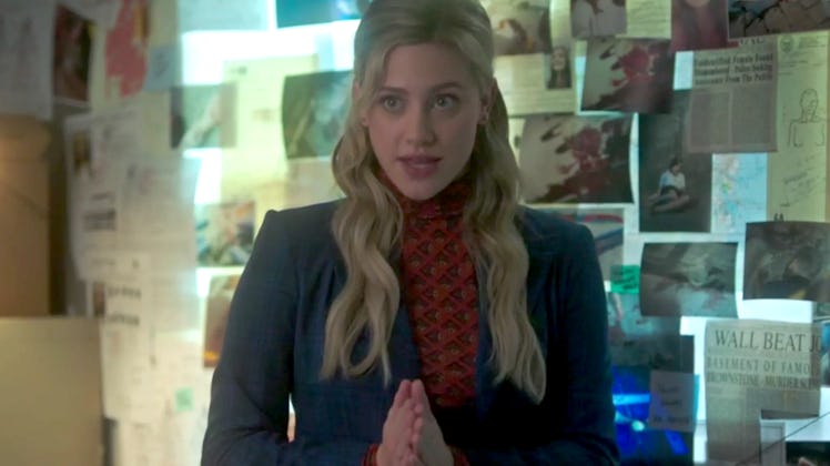 'Riverdale' fans think Betty's FBI boyfriend Glen could secretly be the Trash Bag Killer.