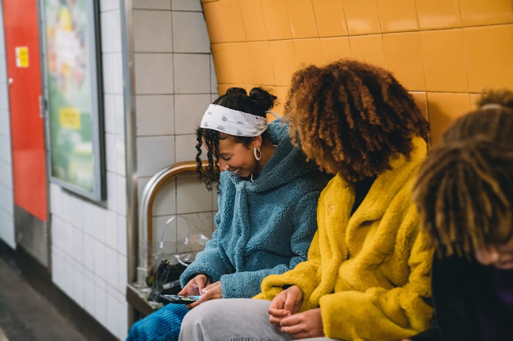 Funny Group Chat Names For Sisters