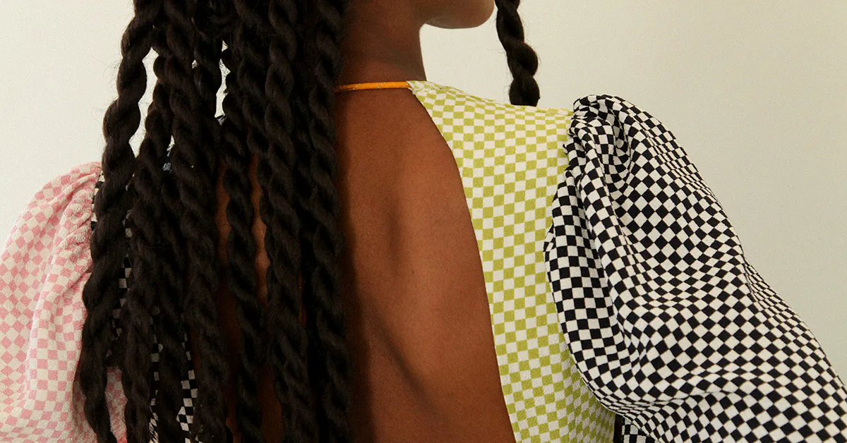Backless Dresses Is The Summer Trend To Stock Up On Now