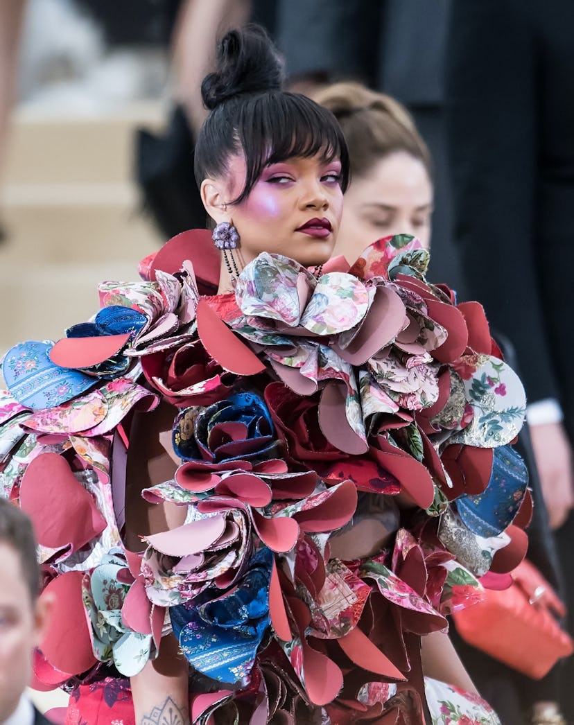 Rihanna's blush from the 2017 Met Gala is spring 2021 makeup trend.