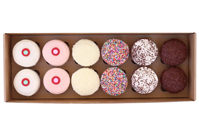 12 Cupcakes Box - Assorted