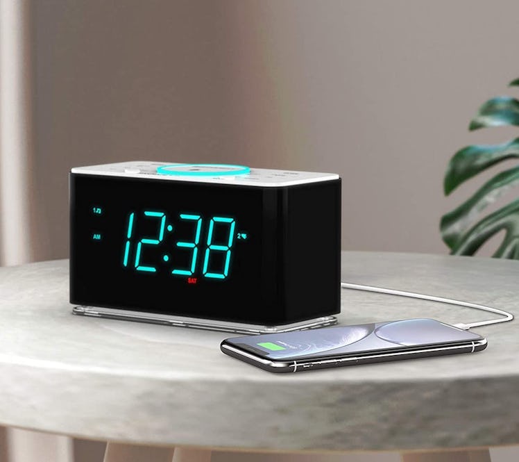 Emerson Smartset Alarm Clock Radio