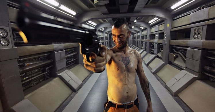 Sci-fi prison break movie netflix lockout