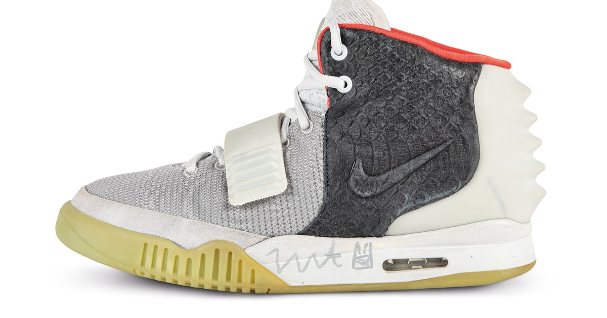 Kanye west nike air yeezy hotsell