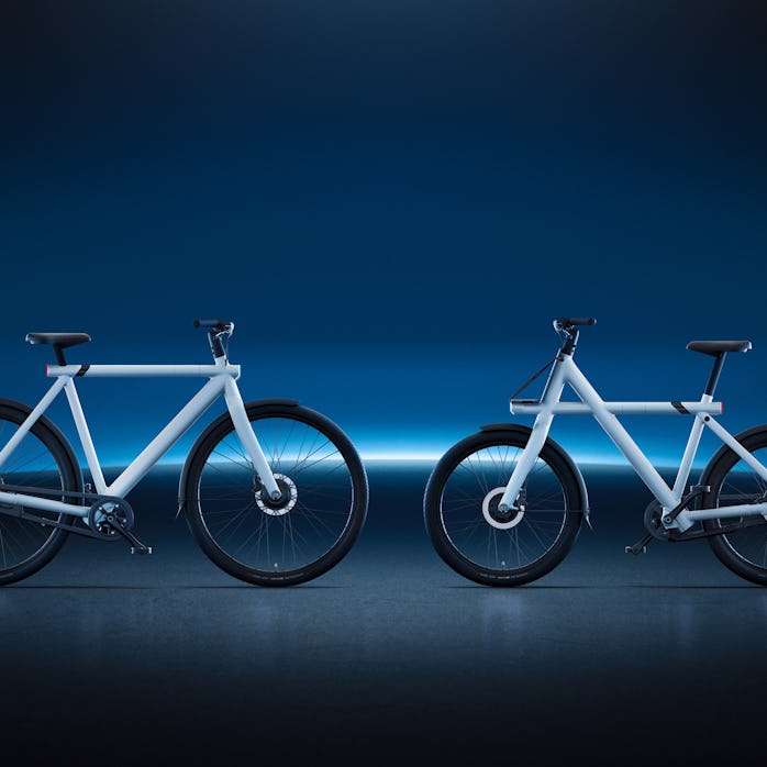 The VanMoof S3 (left) and X3 (right)