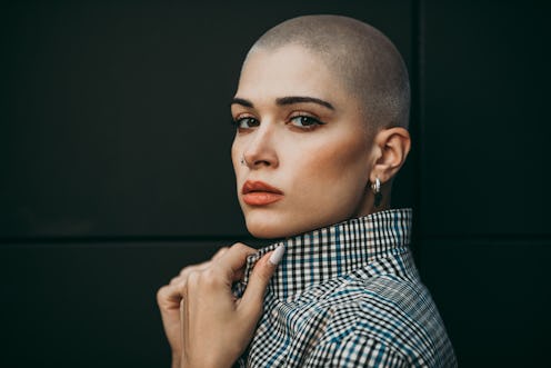 How to grow out a buzz cut, according to stylists.