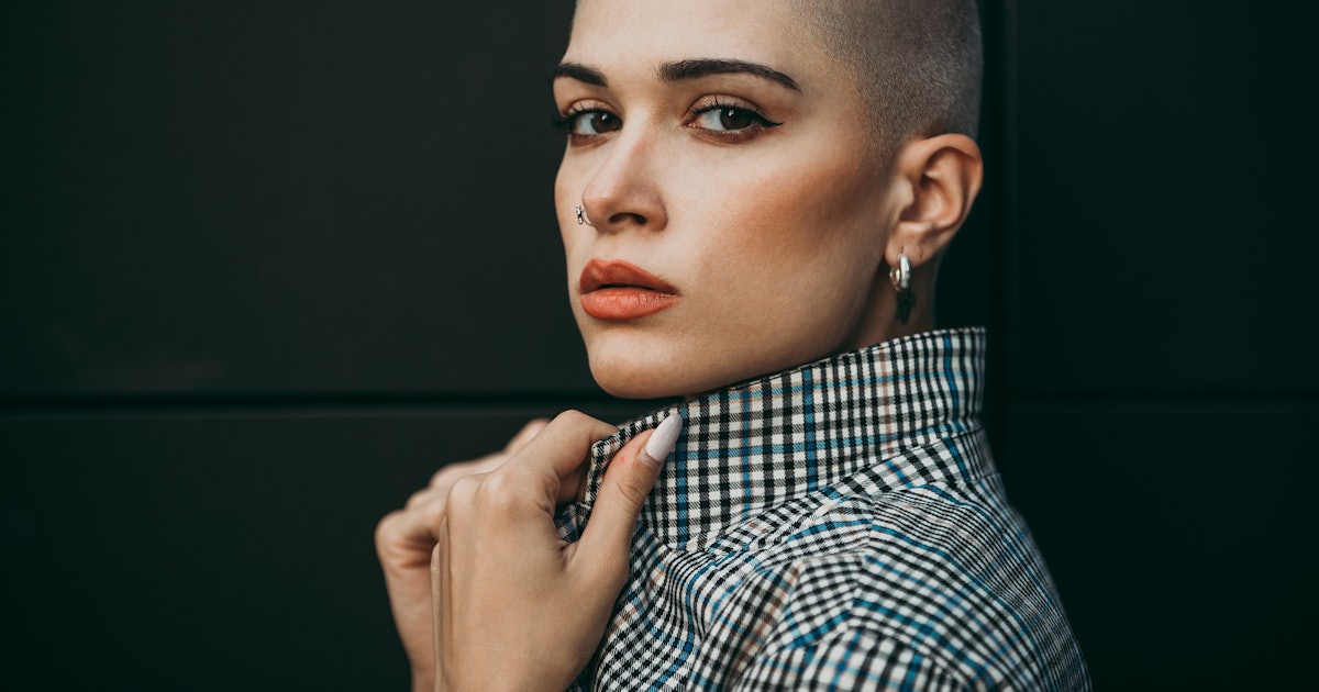 How To Grow Out A Buzz Cut Without Stressing The Awkward In-Between Phases