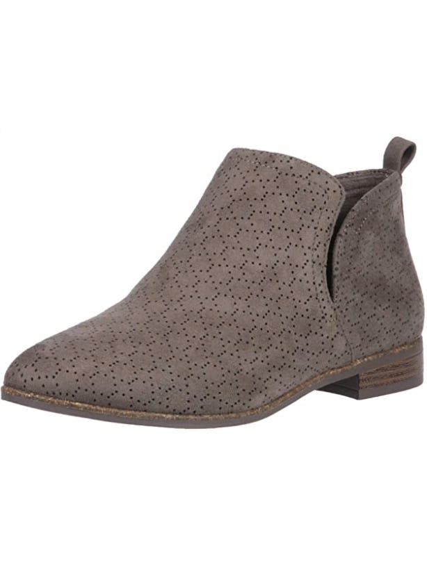 The 6 Best Supportive Shoes For Pregnancy