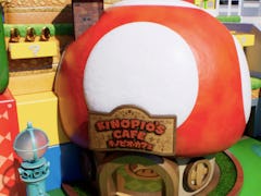  Super Nintendo World's Mario-themed food offerings look adorable. 