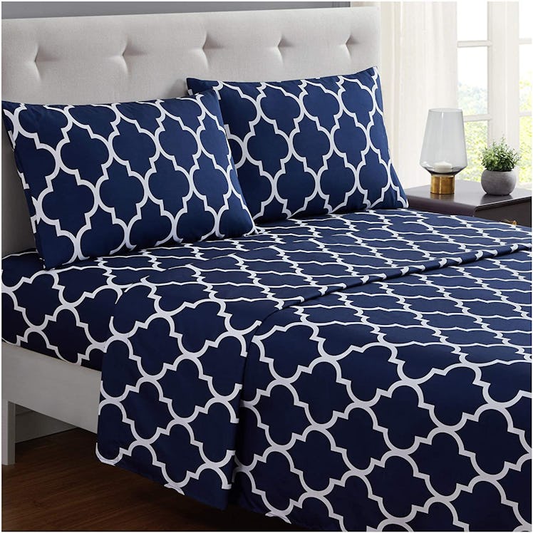 Mellanni Microfiber Bed Sheet Set