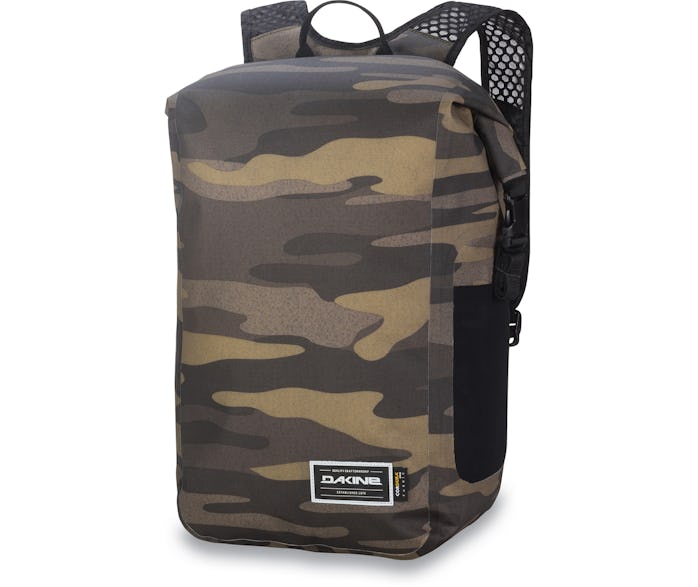 Dakine roll-up pack