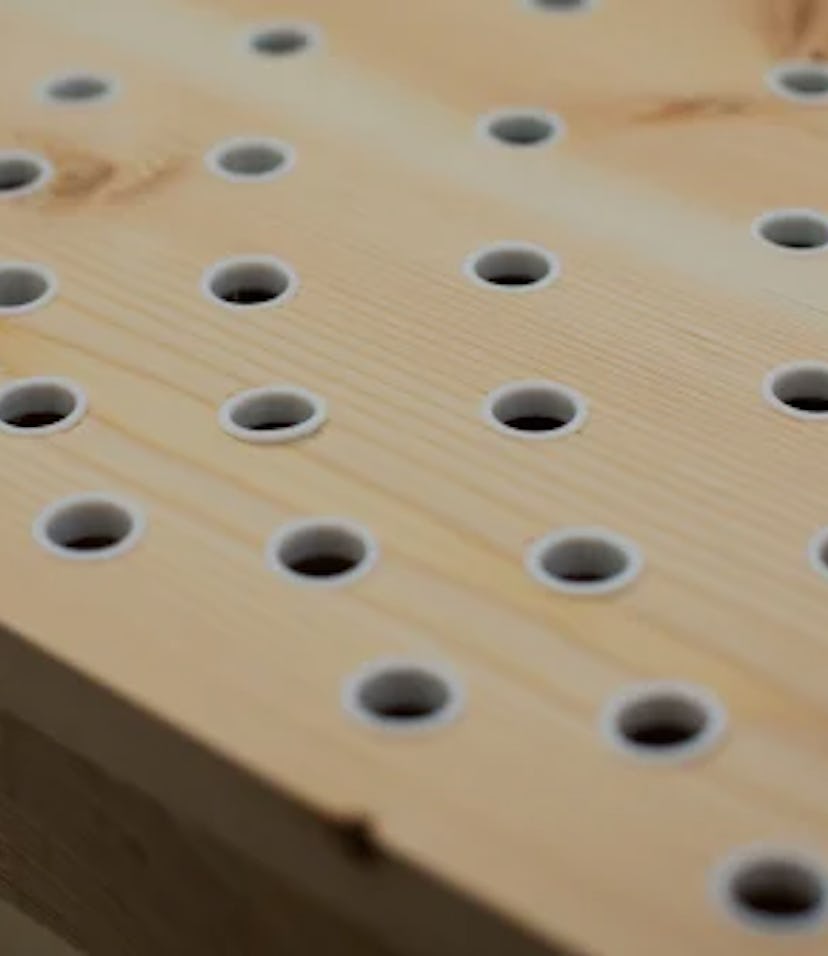 Researchers have found that walls embedded with empty bottles can reduce noise.