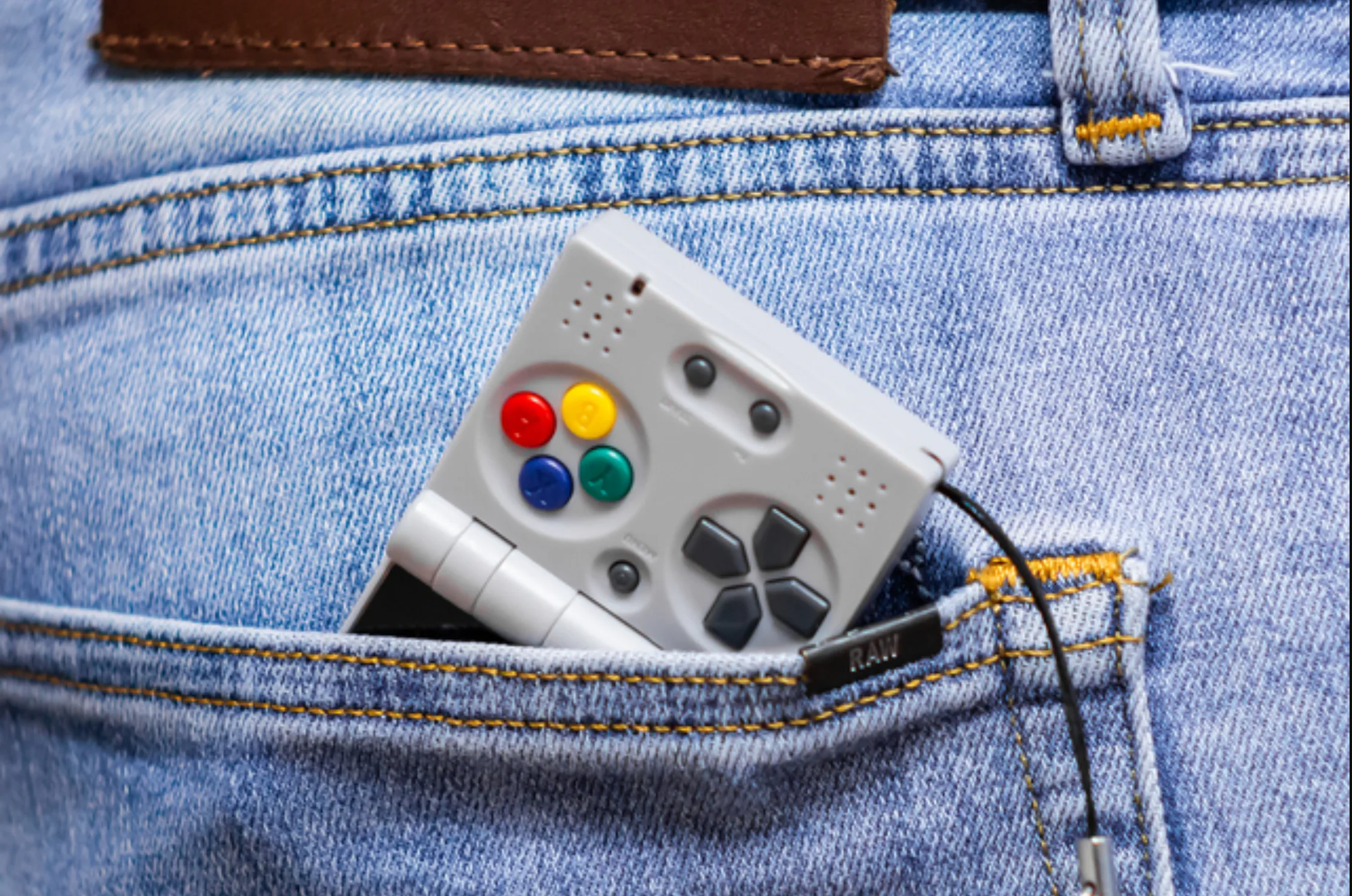 The Funkey S is a Game Boy Advance that fits on a keychain