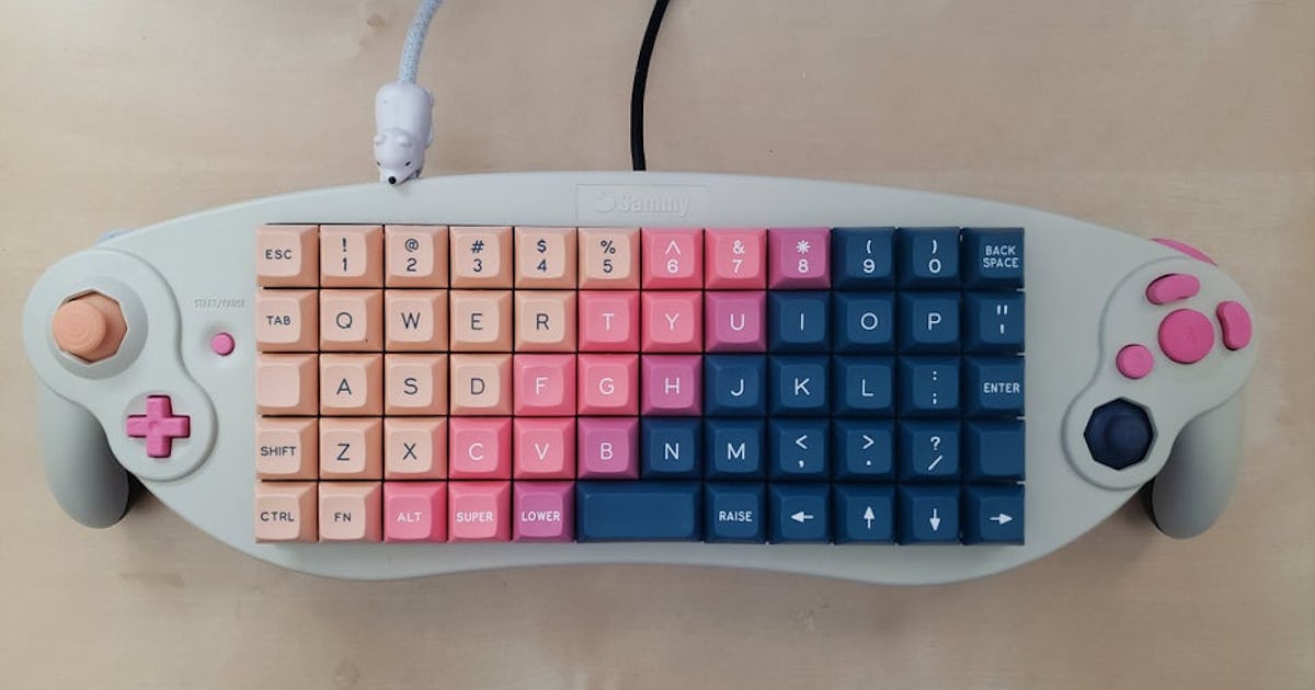 This modded GameCube keyboard-controller is a thing of beauty