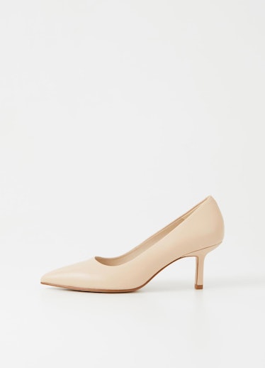 Pauline Pumps in Toffee Cow Leather