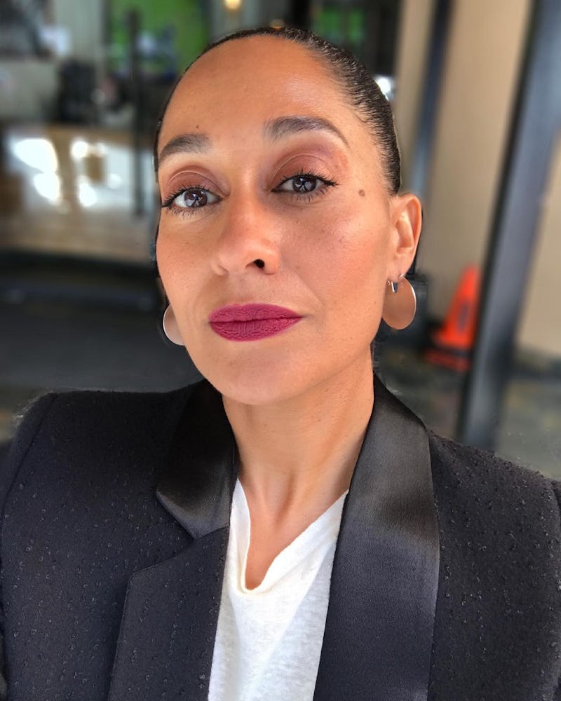 Tracee Ellis Ross’ 2021 NAACP Awards Makeup Featured The Boldest Cat-Eye