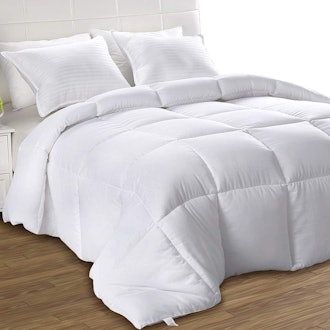 Utopia Bedding Down Alternative Comforter