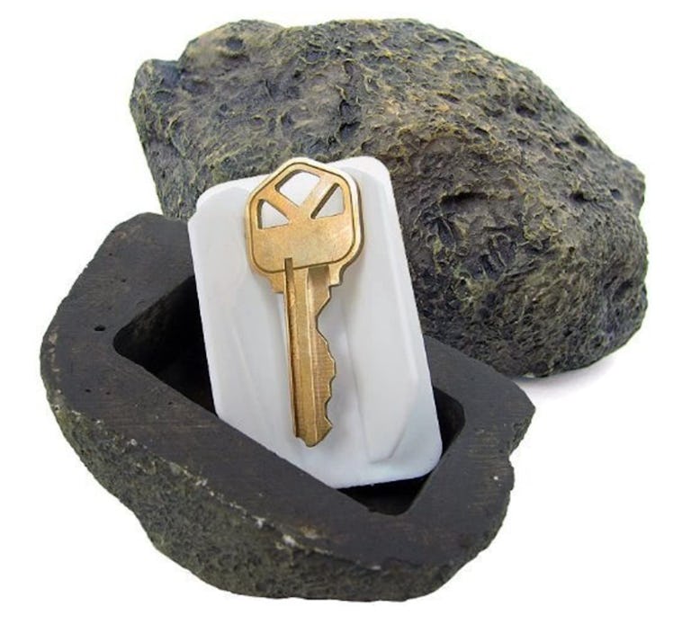 RamPro Hide-a-Spare-Key Fake Rock