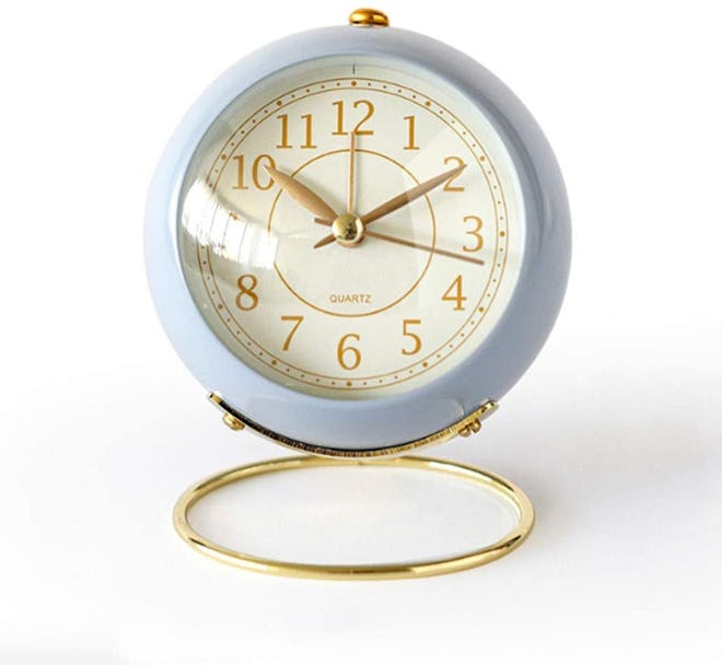 JUSTUP Classic Non-Ticking Clock