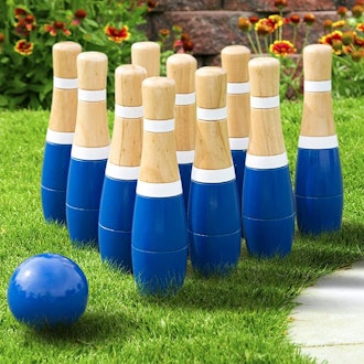 Hey! Play! Backyard Lawn Bowling Game