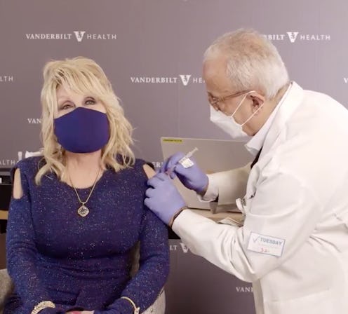 Dolly Parton receives her moderna coronavirus vaccination from a doctor