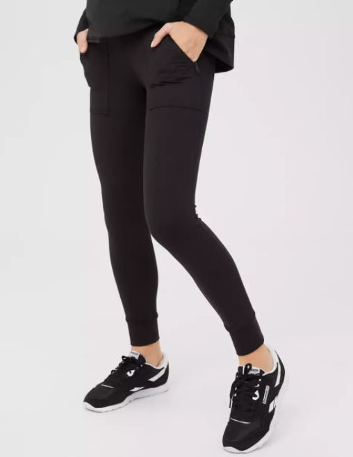 How To Prevent Camel Toe, No Matter Where You Are Or What You're Wearing