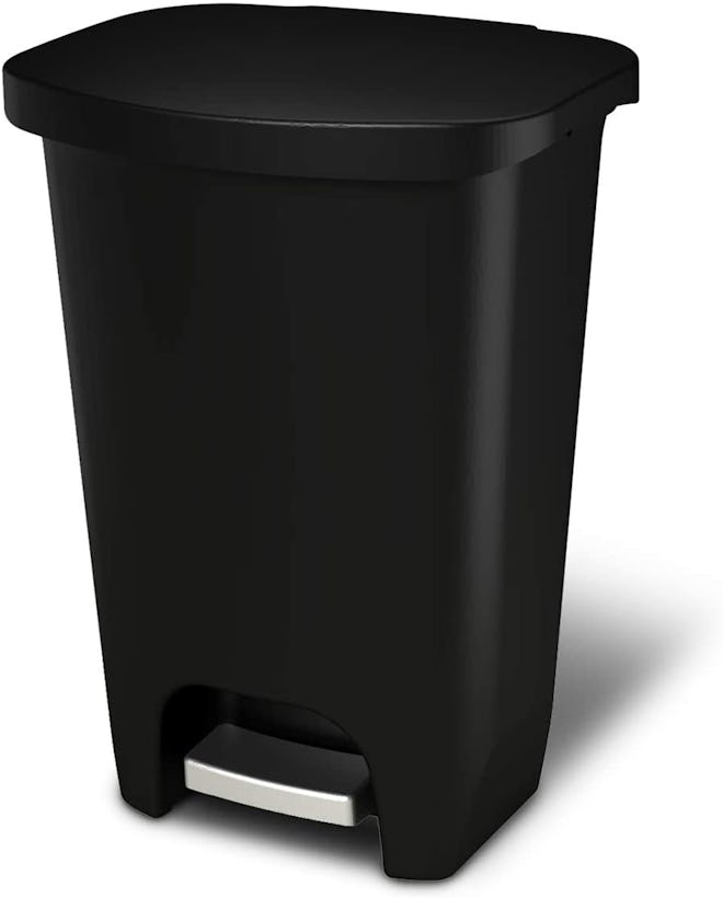 GLAD Plastic Step Trash Can With Clorox Odor Protection