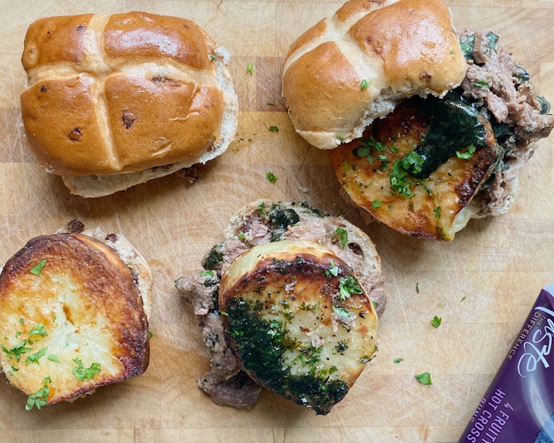 A Hot Cross Lamb Burger, as seen on PoppyCook's TikTok