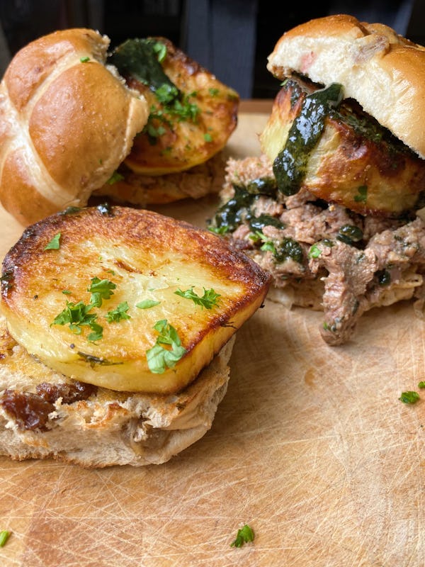A Lamb Hot Cross Bun Burger, as seen on PoppyCook's TikTok