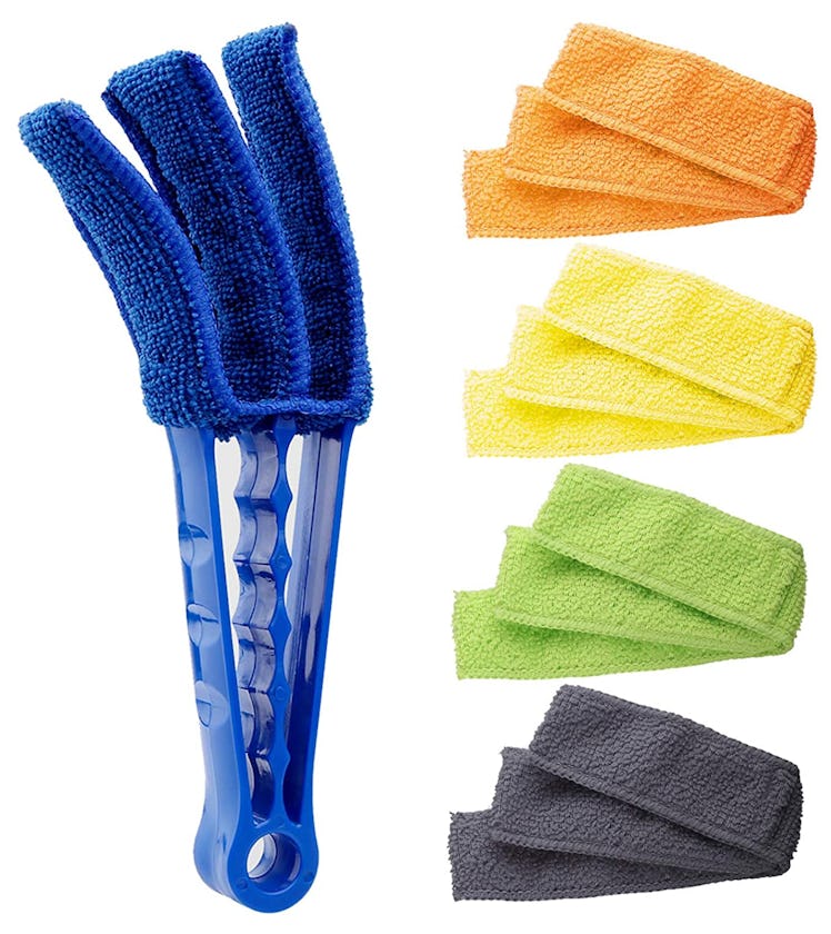 HIWARE Window Blind Duster Brush