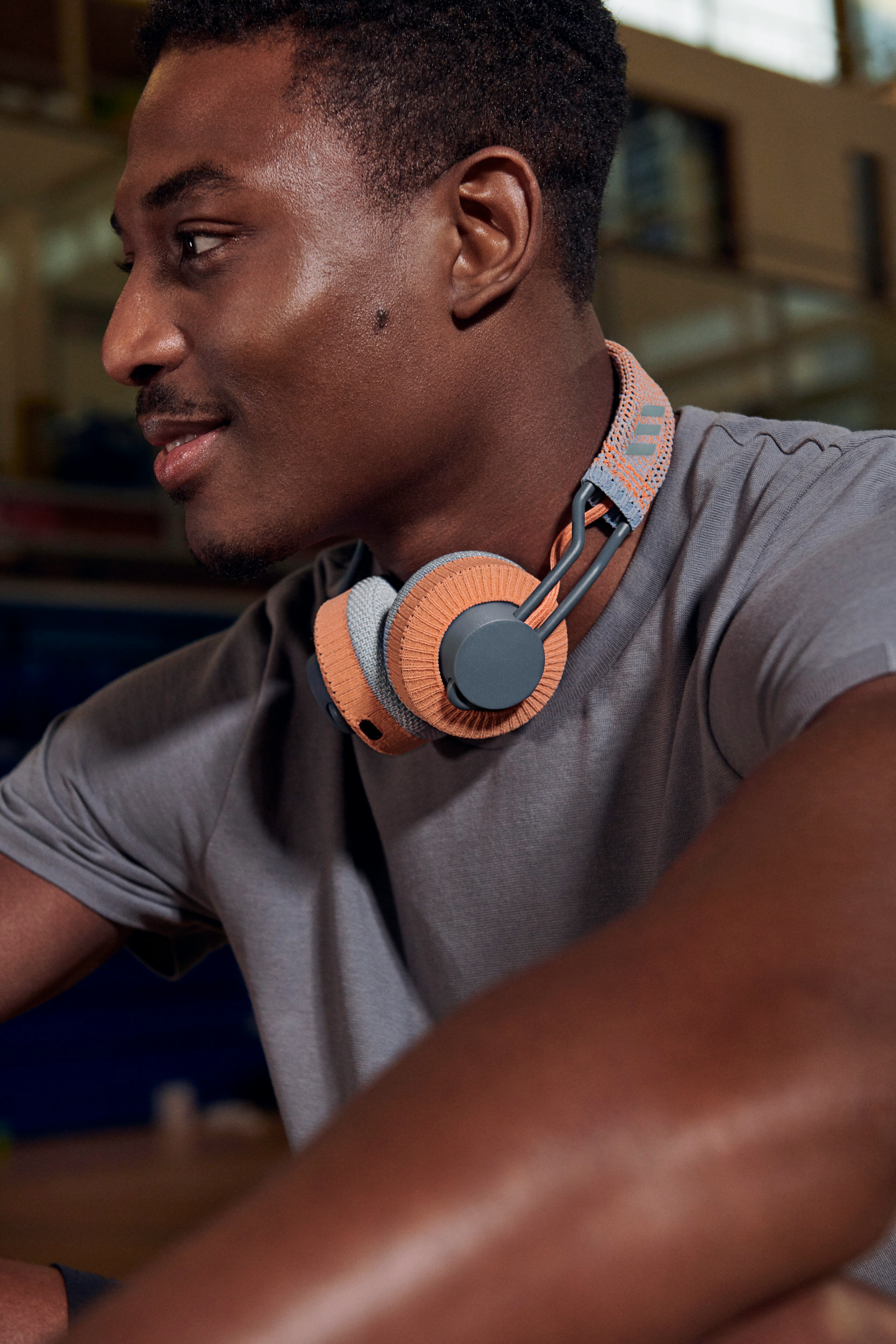 Signal coral cheap adidas headphones