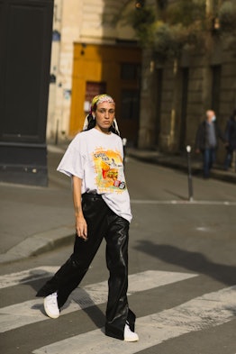 Paris Fashion Week Fall/Winter 2021 Street Style