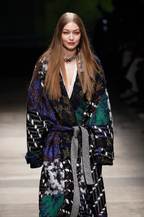 Gigi Hadid just dyed her hair ginger-red, and it's so chic.