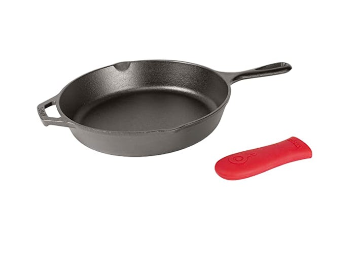 Lodge Cast Iron Skillet Pre-Seasoned With Silicone Hot Handle Holder