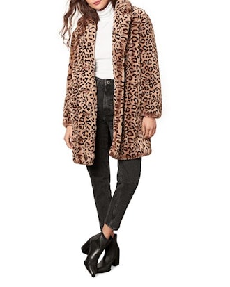 Cupcakes and Cashmere Tinsley Faux Fur Leopard Coat