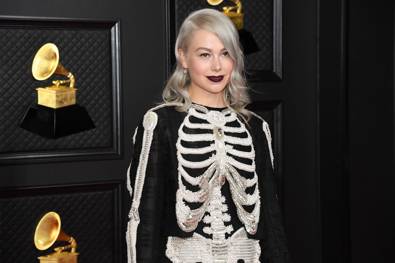 Phoebe Bridgers' smashed guitar from her SNL performance will be auctioned off at the 2021 GLAAD Med...