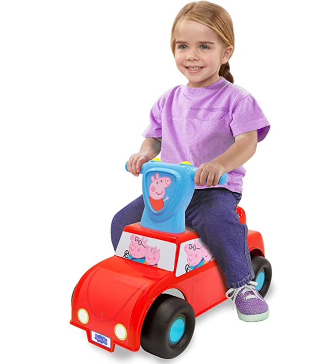 Peppa Pig Family Car Push n' Scoot Ride-on