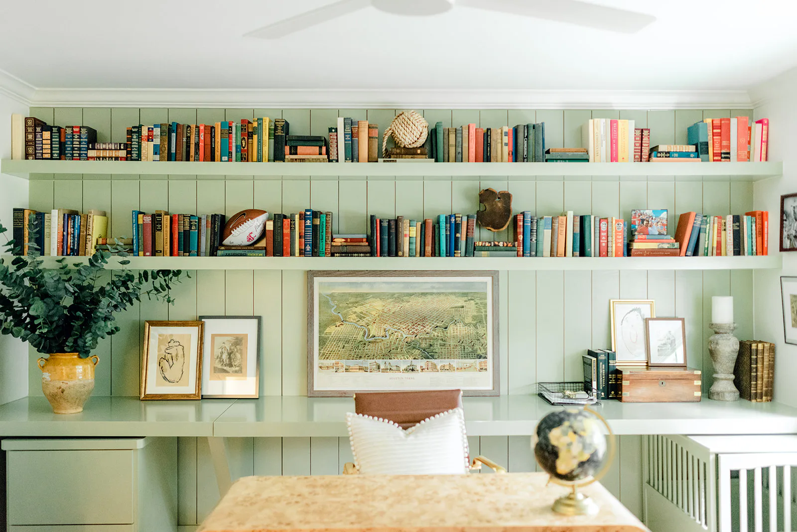 How To Style Bookshelves Like An Interior Designer