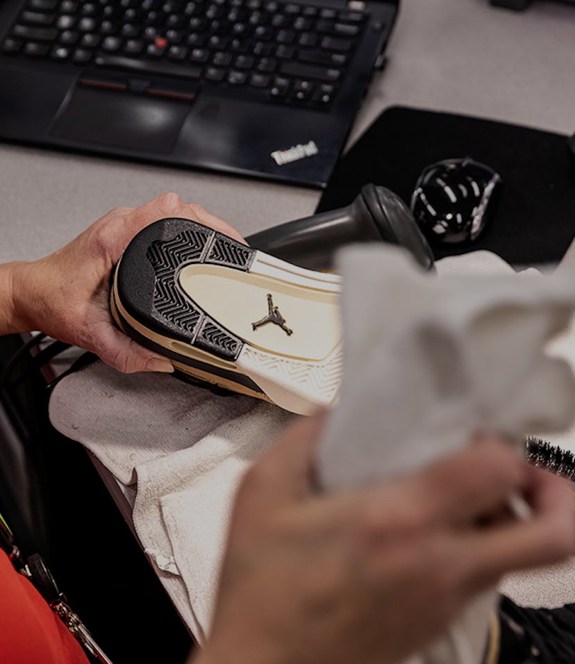 Nike Refurbished process