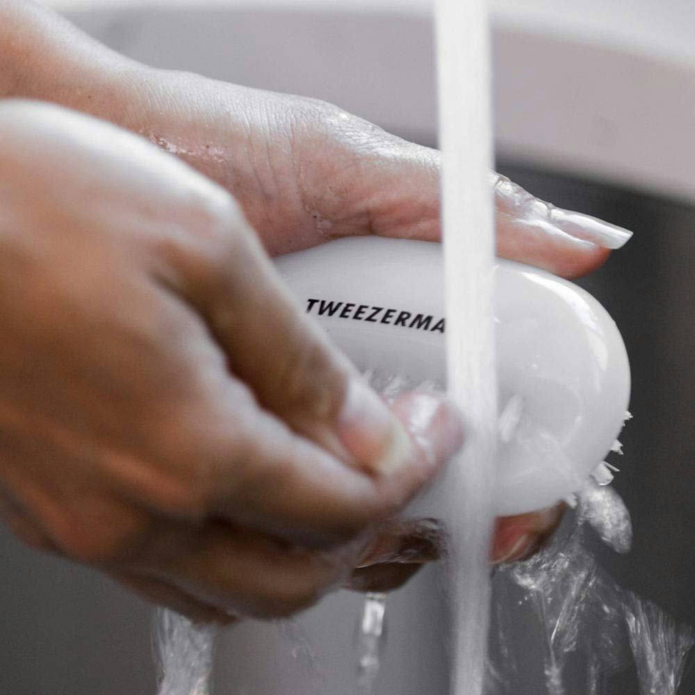 Tweezerman Dual Nail Brush Cleaner