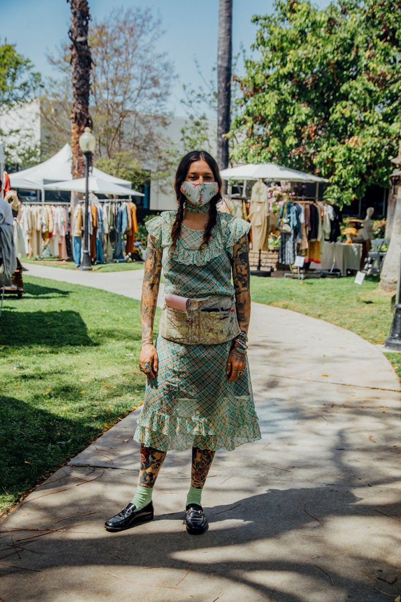 Street style look from the Pickwick Vintage Show, April 2021.