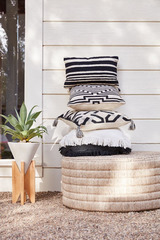 patio pillows indoor outdoor decor trend