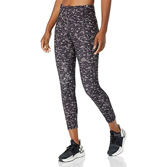 Core 10 All Day Comfort Cropped Legging