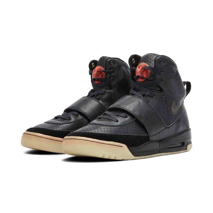 Kanye West Nike Air Yeezy 1 Prototype Grammys