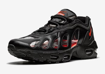Supreme S Next Nike Air Max Sneaker Is Partially Transparent Supreme S Next Nike Air Max Sneaker Is Partially Transparent