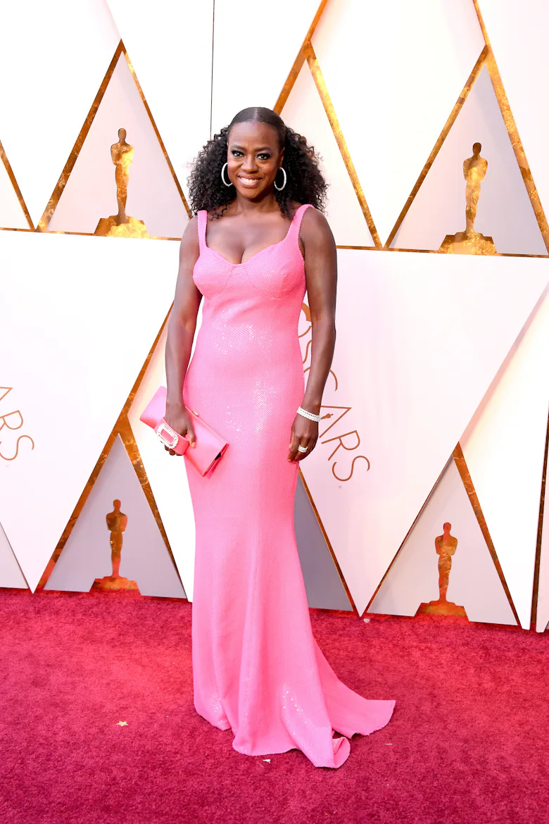 Viola Davis's Red Carpet Style Exudes Hollywood Glamour Viola Davis's Red Carpet Style Exudes Hollywood Glamour