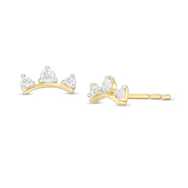 1/10 CT. T.W. Diamond Three Stone Curved Bar Stud Earrings in 10K Gold